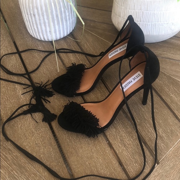 (Sold) Steve Madden Sassey Black Suede Fringe Heel - Picture 4 of 8